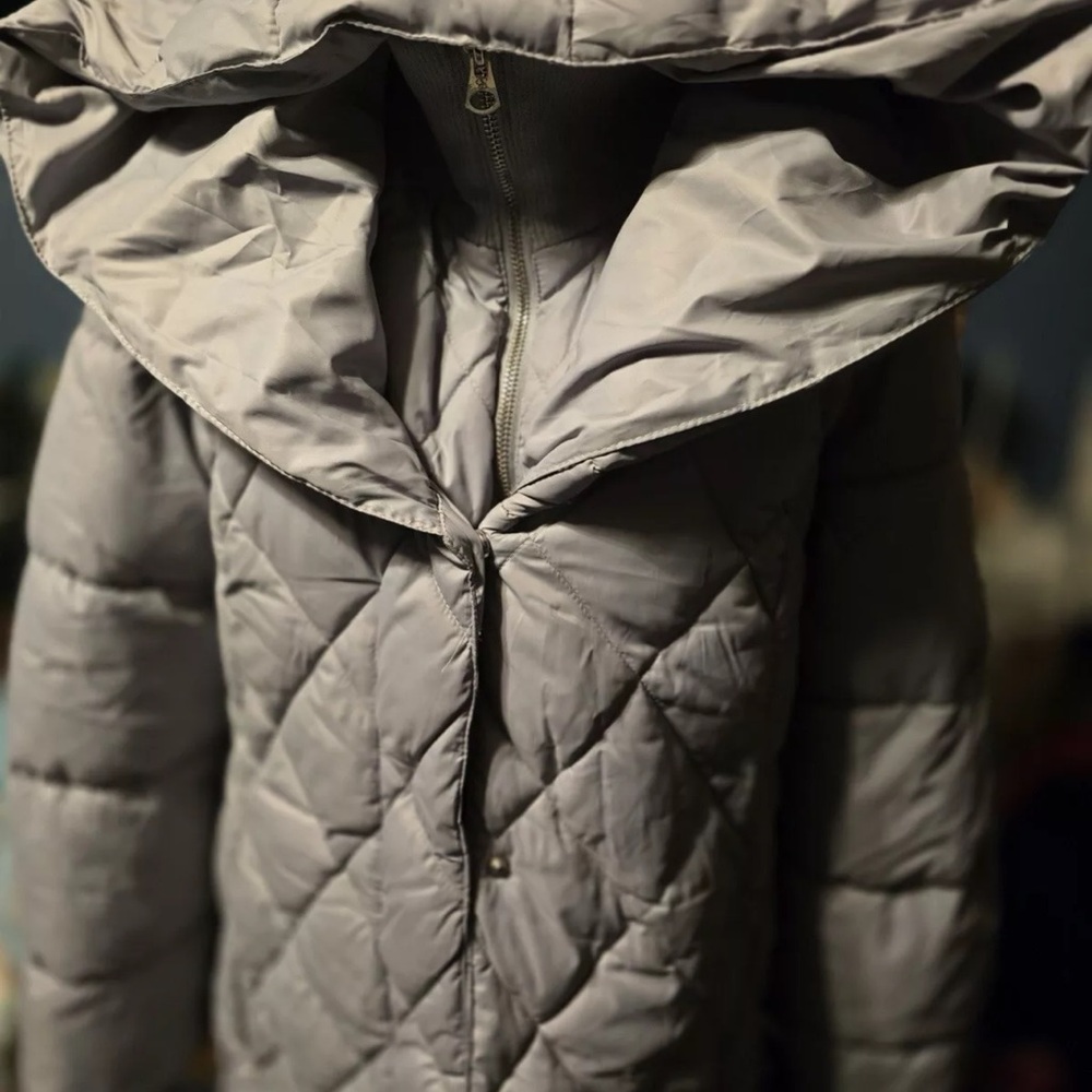 NEW Stylish Quilted Gray Puffer Coat by Jessica Simpson size Large